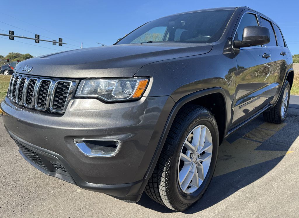 2017 Jeep Grand Cherokee Image 8