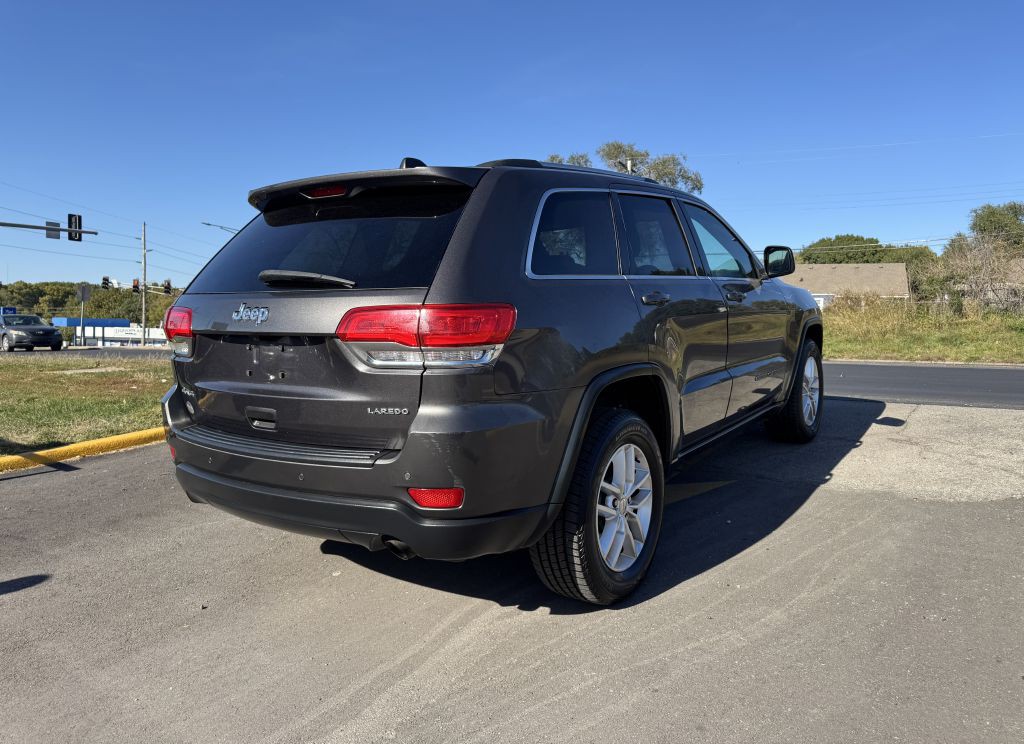 2017 Jeep Grand Cherokee Image 14