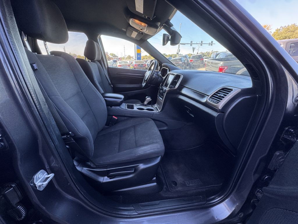 2017 Jeep Grand Cherokee Image 19
