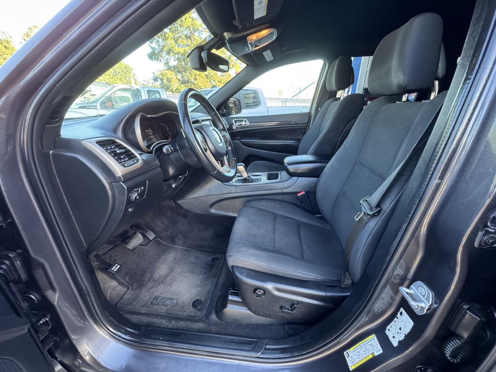 2017 Jeep Grand Cherokee Image 21