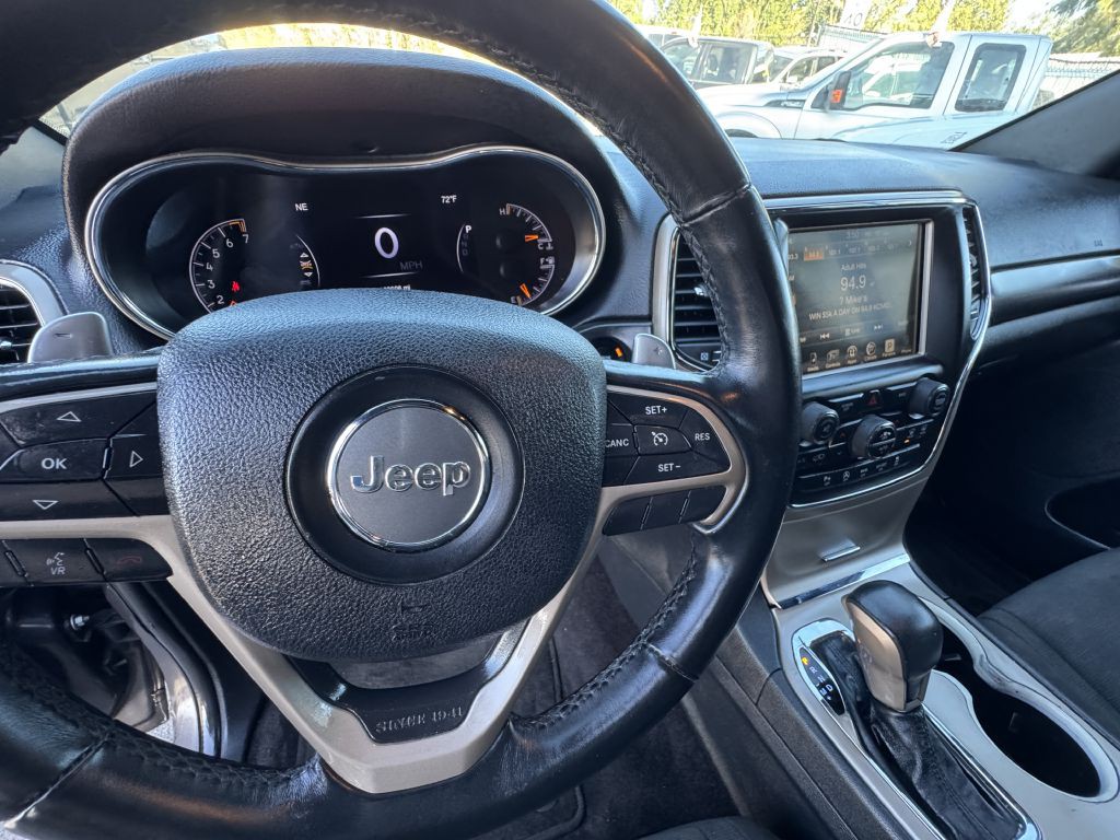 2017 Jeep Grand Cherokee Image 22