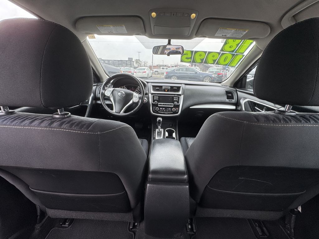 2018 Nissan Altima Image 21