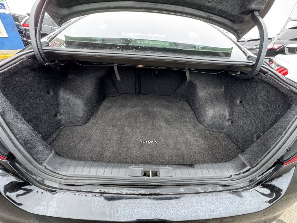 2018 Nissan Altima Image 23