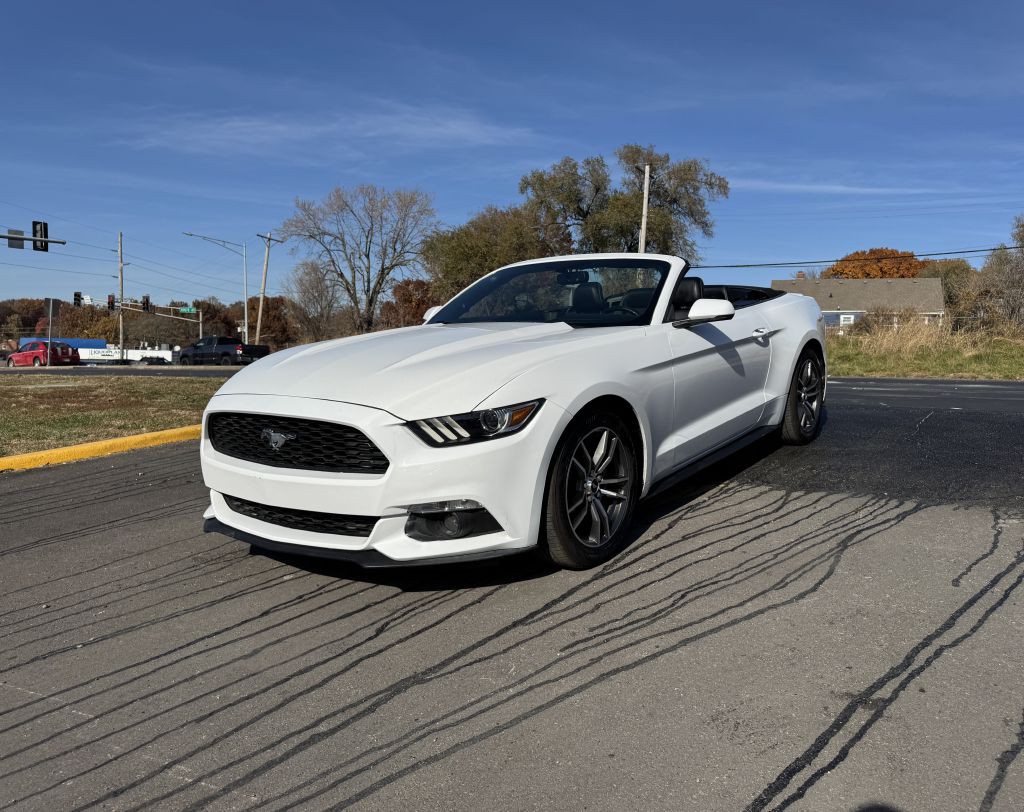 2017 Ford Mustang Image 13