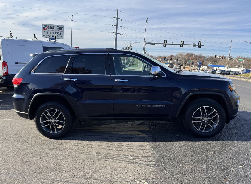 2017 Jeep Grand Cherokee Image 12