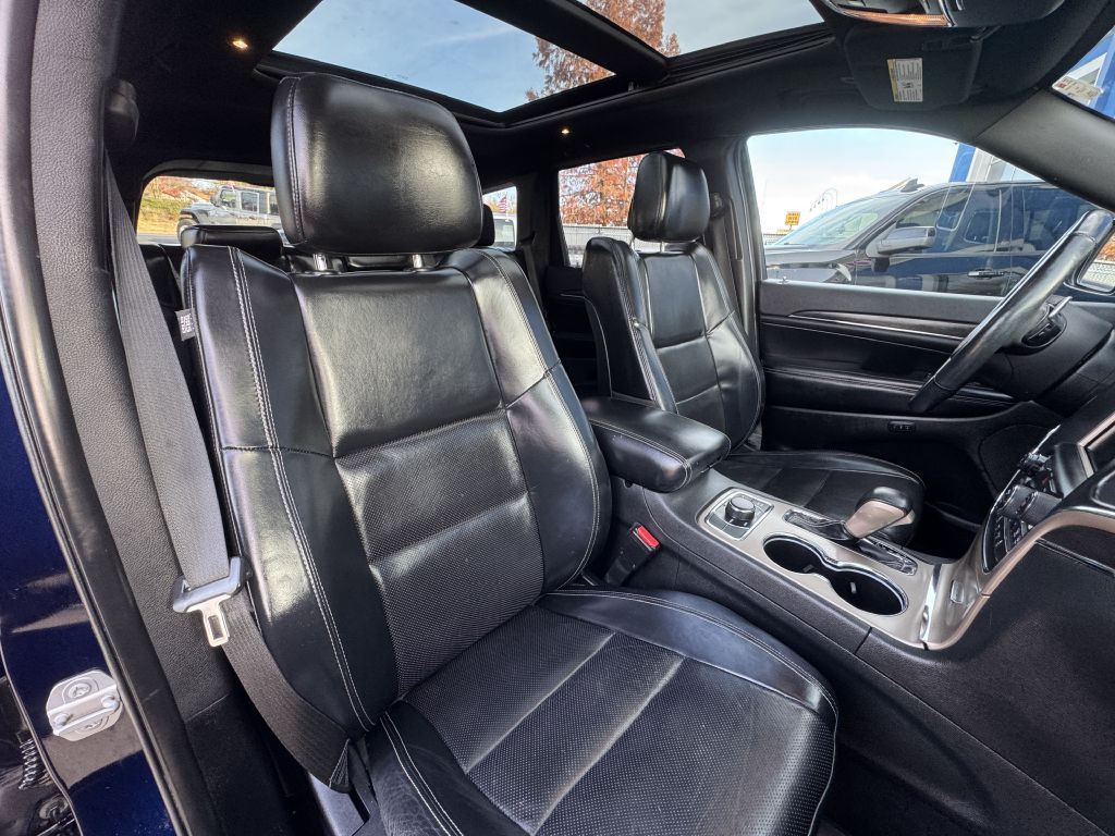 2017 Jeep Grand Cherokee Image 16