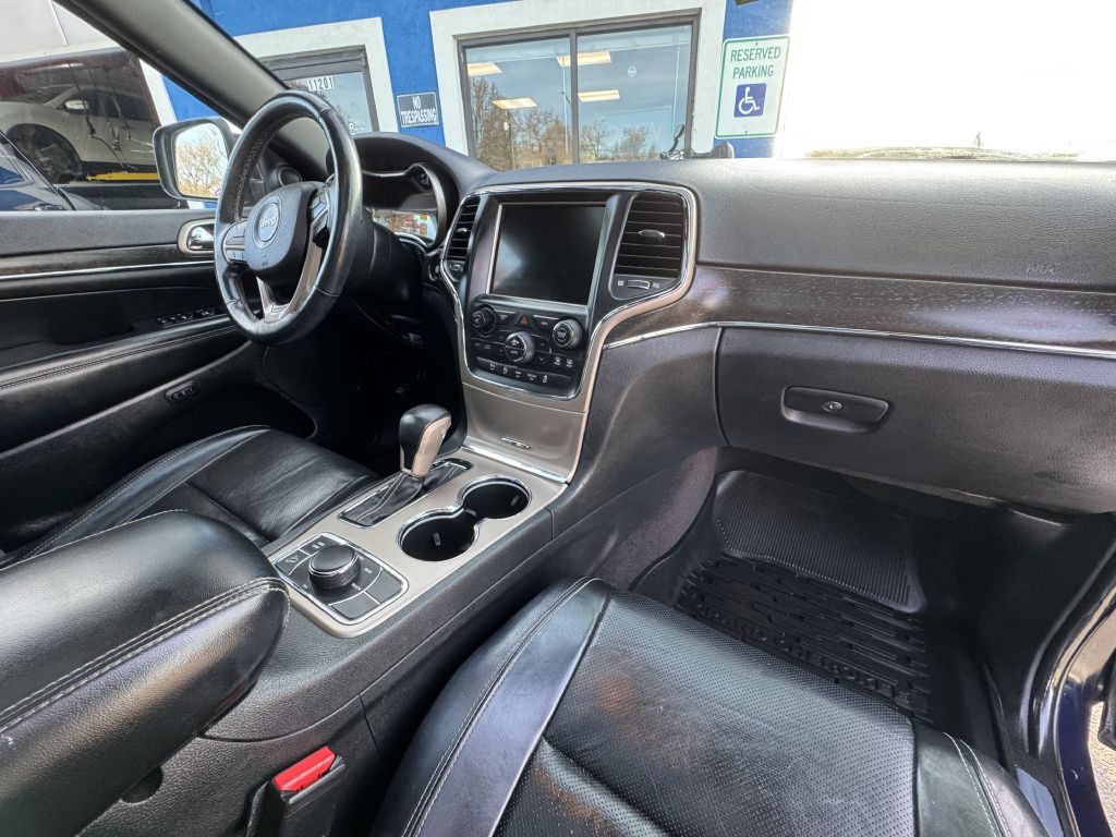 2017 Jeep Grand Cherokee Image 17