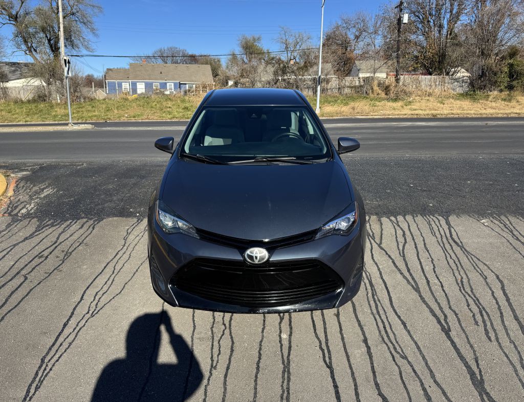 2017 Toyota Corolla Image 2