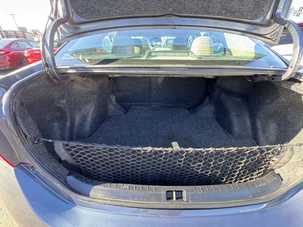 2017 Toyota Corolla Image 25