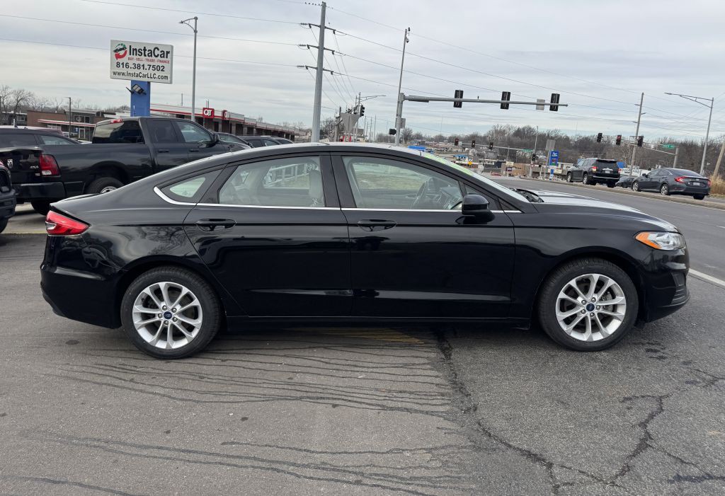 2020 Ford Fusion Image 9