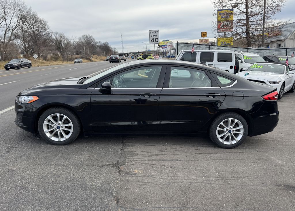 2020 Ford Fusion Image 17