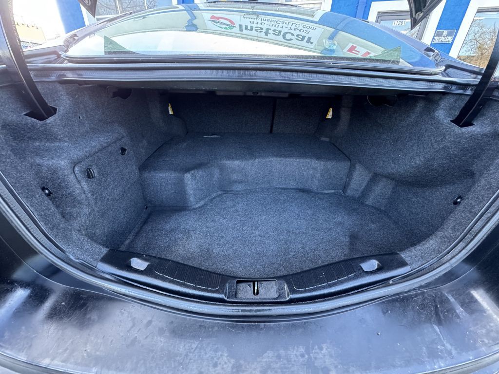 2020 Ford Fusion Image 24