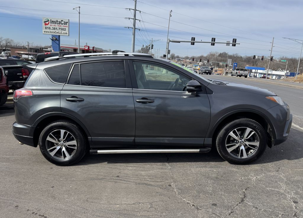 2016 Toyota Rav4 Image 11