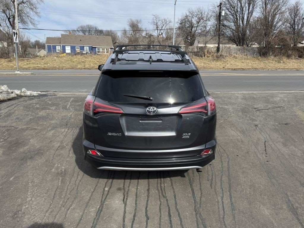 2016 Toyota Rav4 Image 12