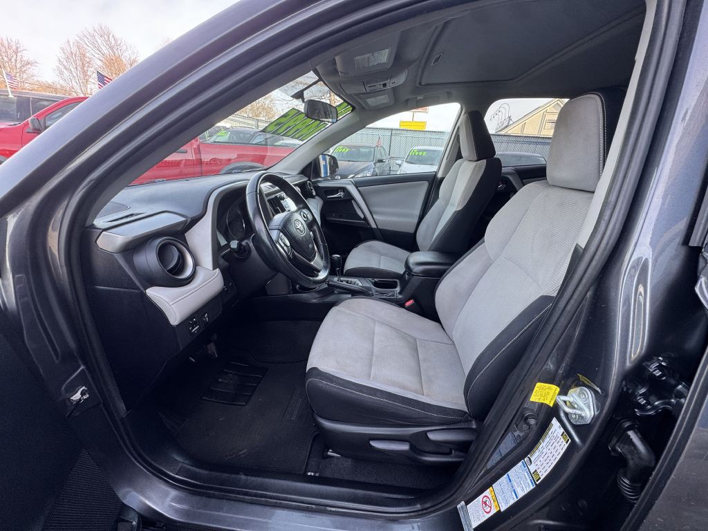 2016 Toyota Rav4 Image 17