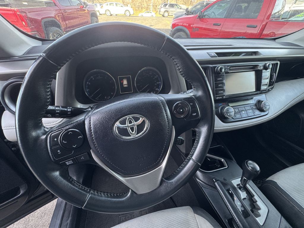 2016 Toyota Rav4 Image 18