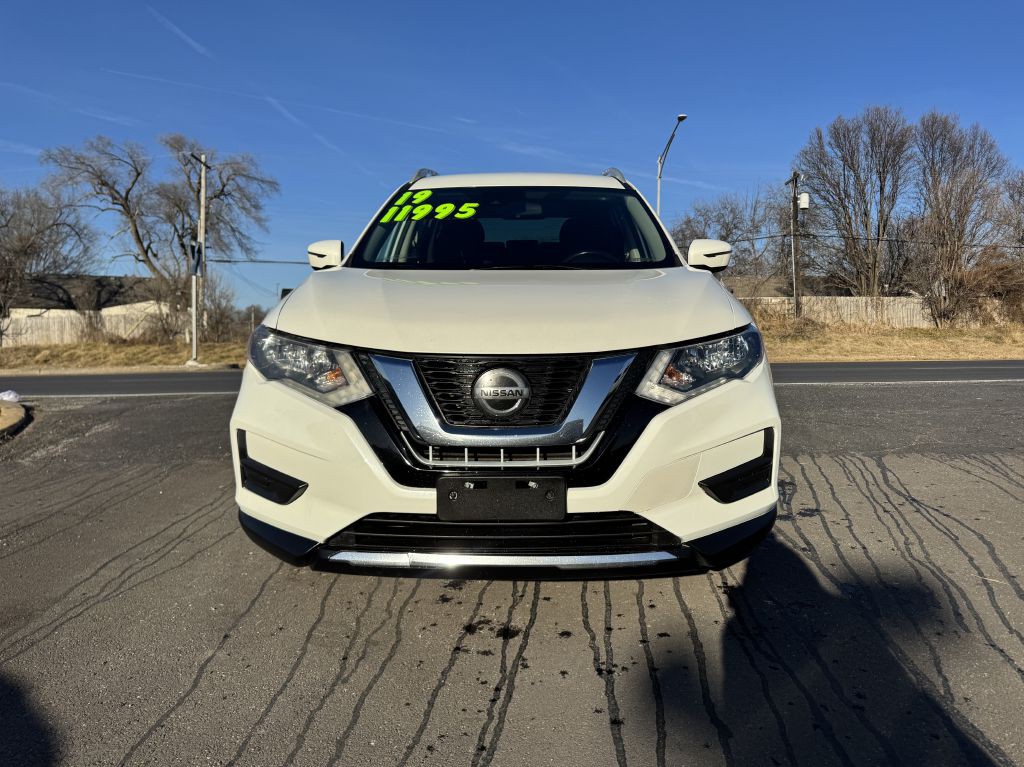 2019 Nissan Rogue Image 4