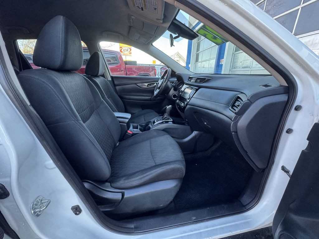 2019 Nissan Rogue Image 19