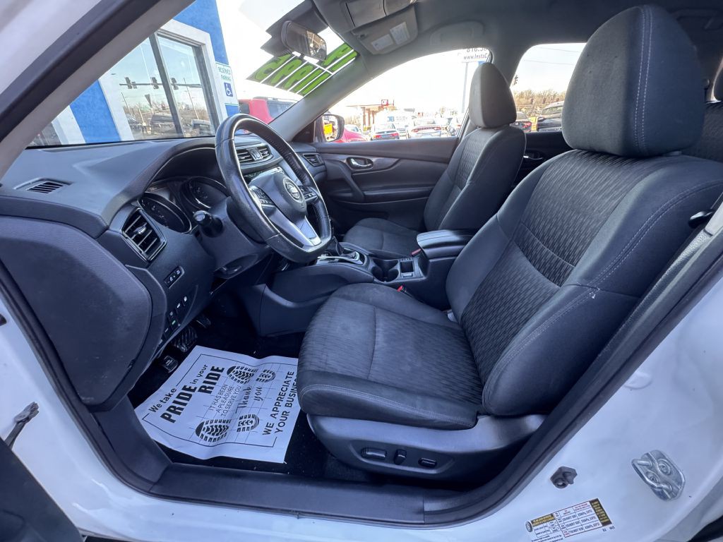 2019 Nissan Rogue Image 21