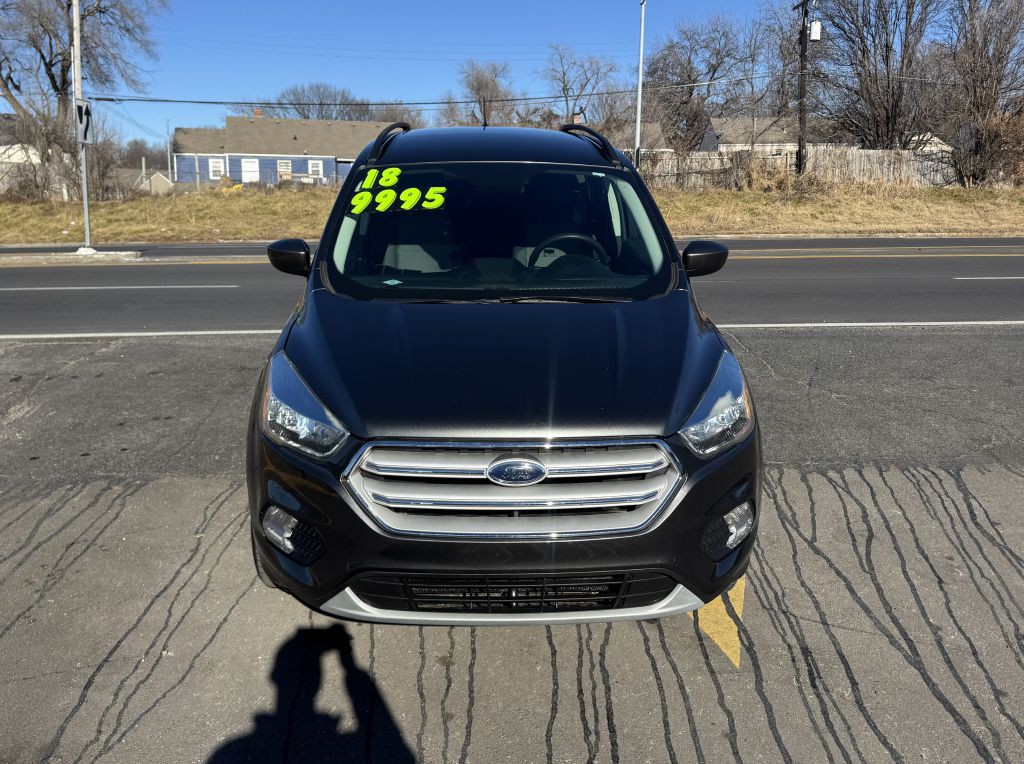 2018 Ford Escape Image 2