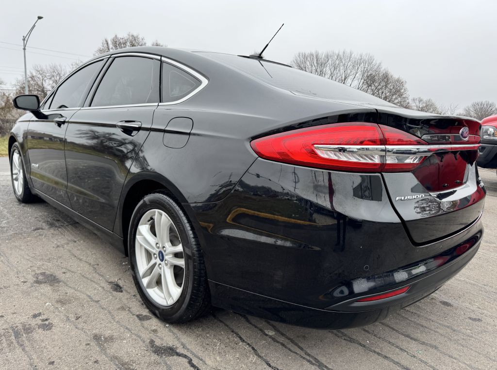 2018 Ford Fusion Image 11