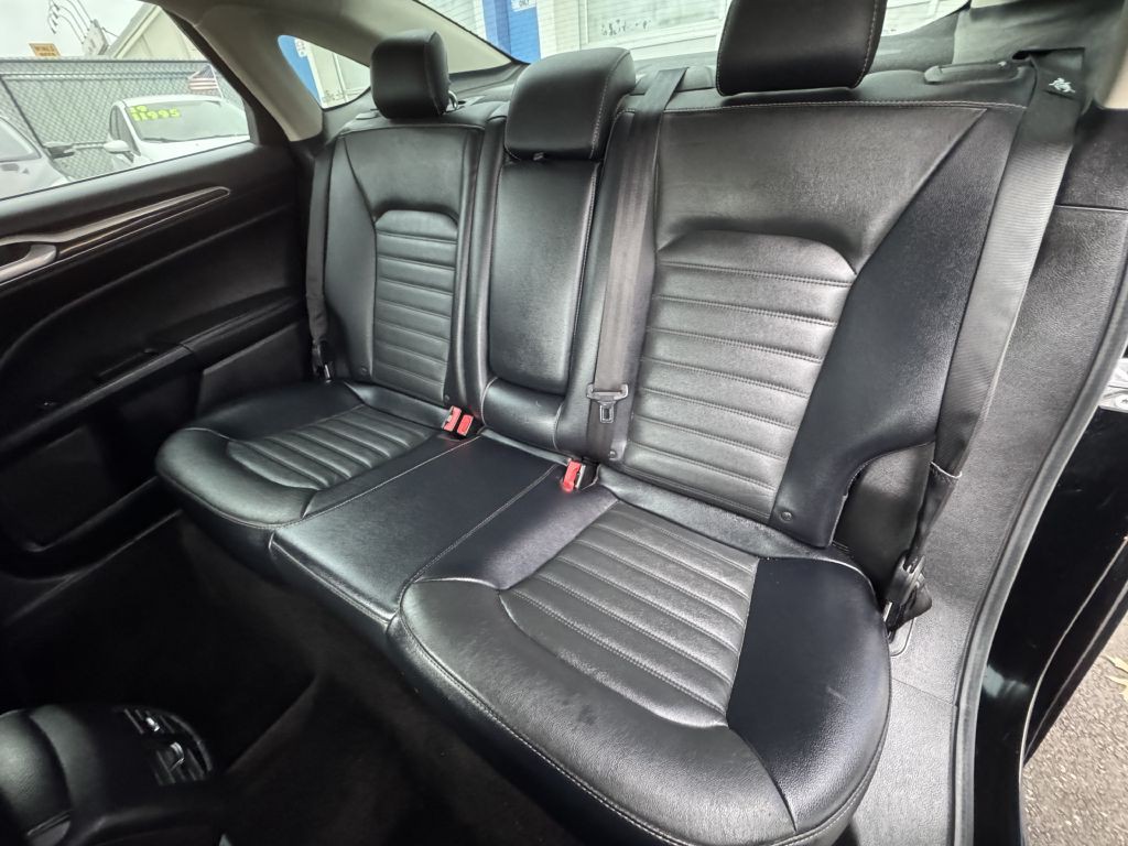 2018 Ford Fusion Image 20