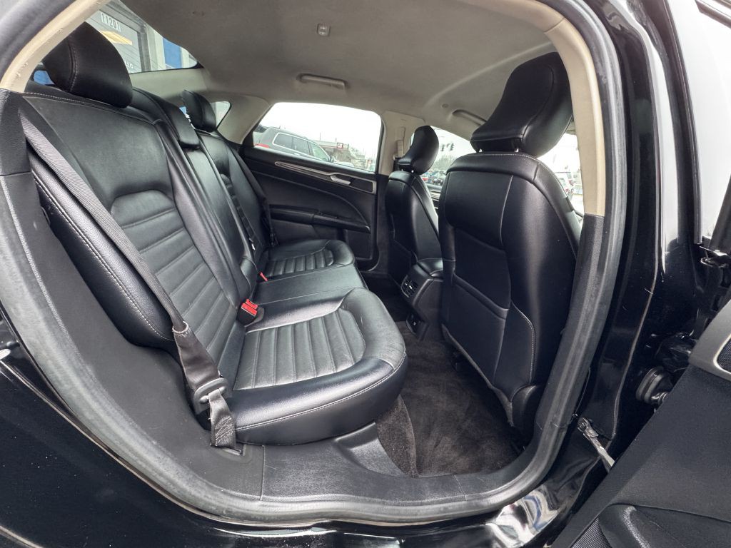 2018 Ford Fusion Image 23