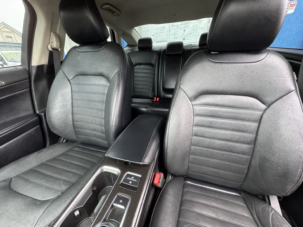 2018 Ford Fusion Image 27