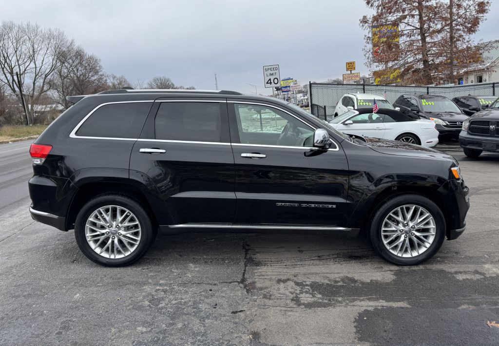 2017 Jeep Grand Cherokee Image 4