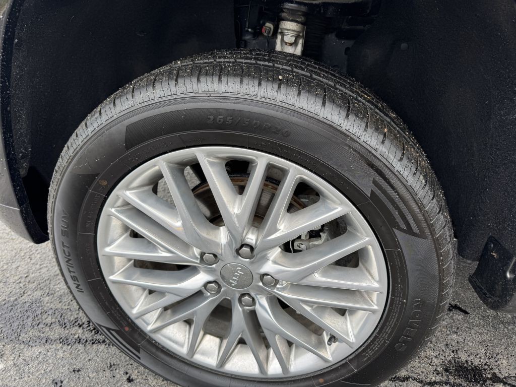 2017 Jeep Grand Cherokee Image 17