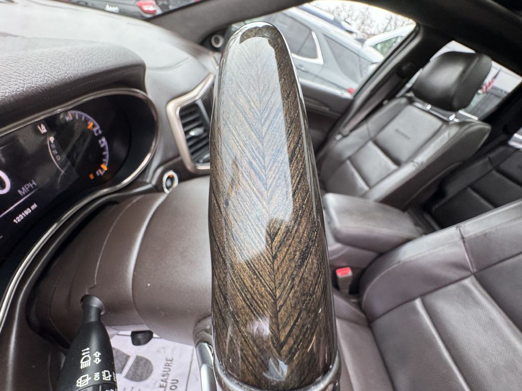 2017 Jeep Grand Cherokee Image 22