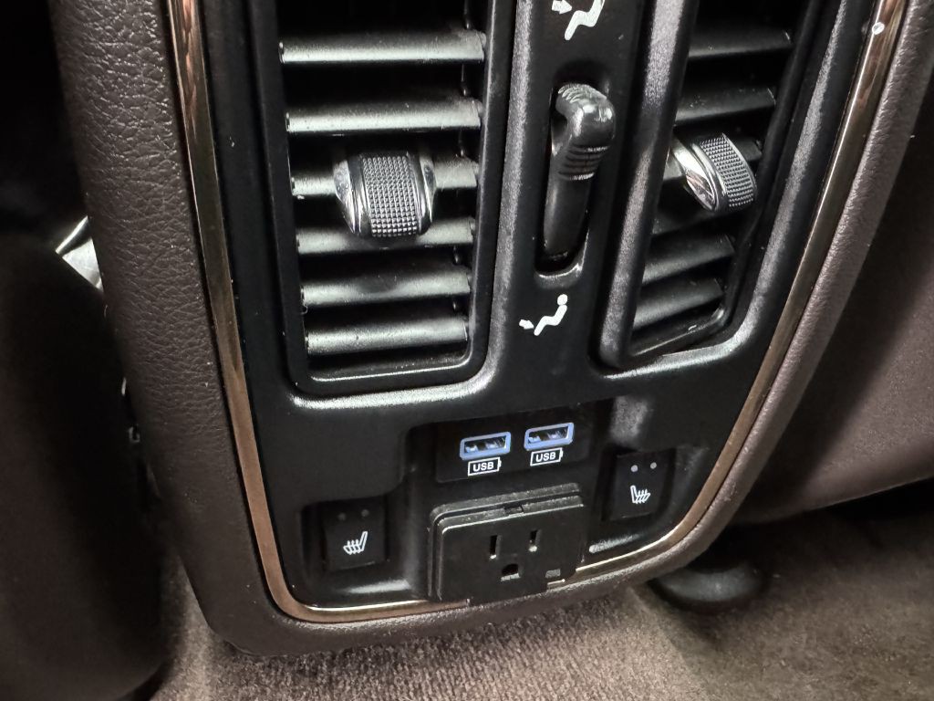 2017 Jeep Grand Cherokee Image 24