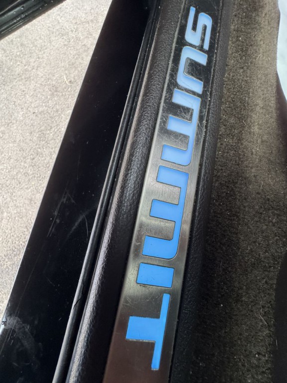 2017 Jeep Grand Cherokee Image 28