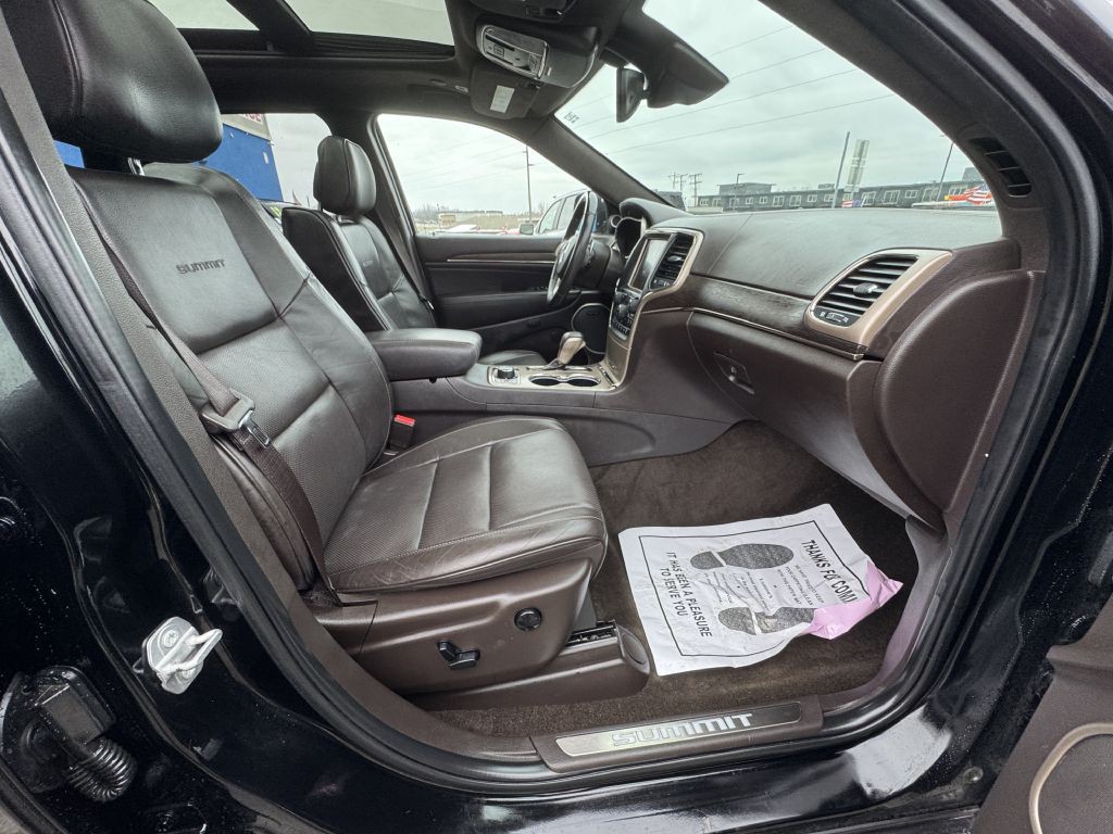 2017 Jeep Grand Cherokee Image 31