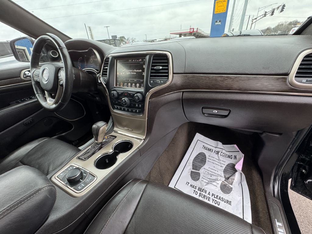 2017 Jeep Grand Cherokee Image 32