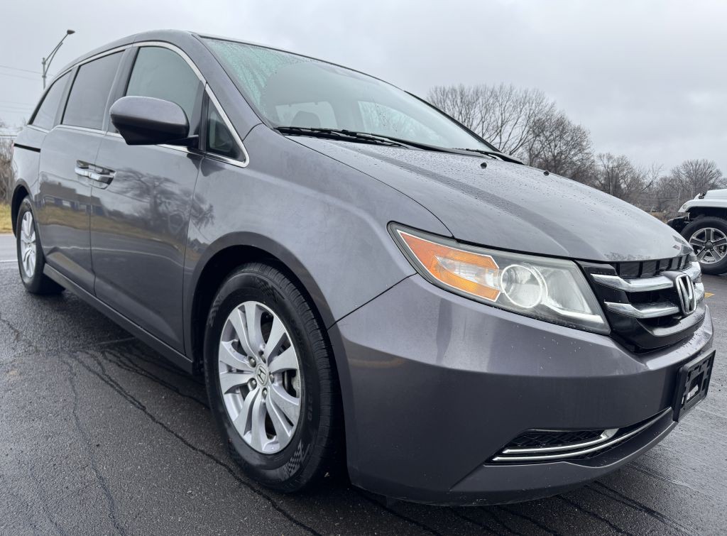 2016 Honda Odyssey Image 2