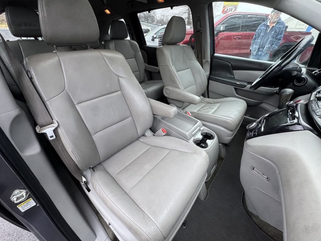 2016 Honda Odyssey Image 19