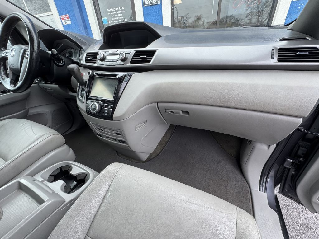 2016 Honda Odyssey Image 20