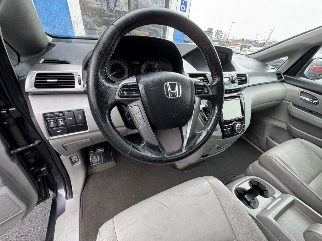 2016 Honda Odyssey Image 22