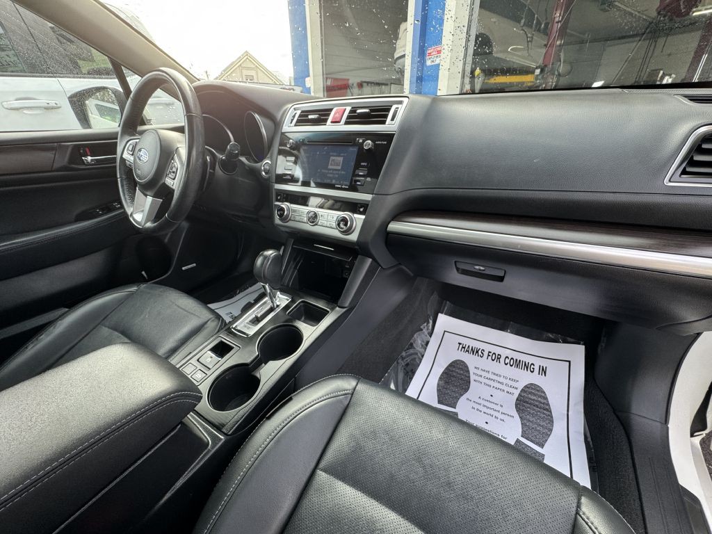 2017 Subaru Legacy Image 29