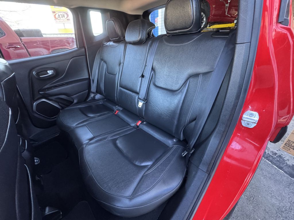 2019 Jeep Renegade Image 28