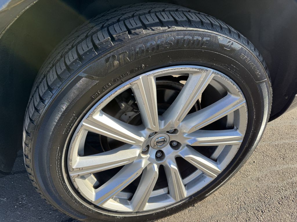 2016 Volvo XC90 Image 19