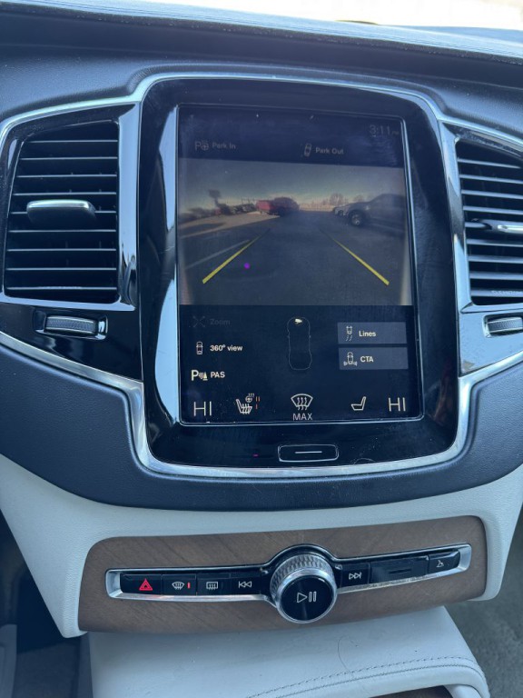 2016 Volvo XC90 Image 21