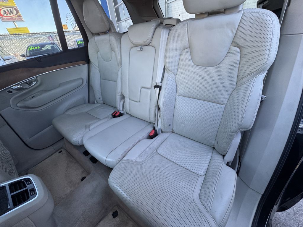 2016 Volvo XC90 Image 28