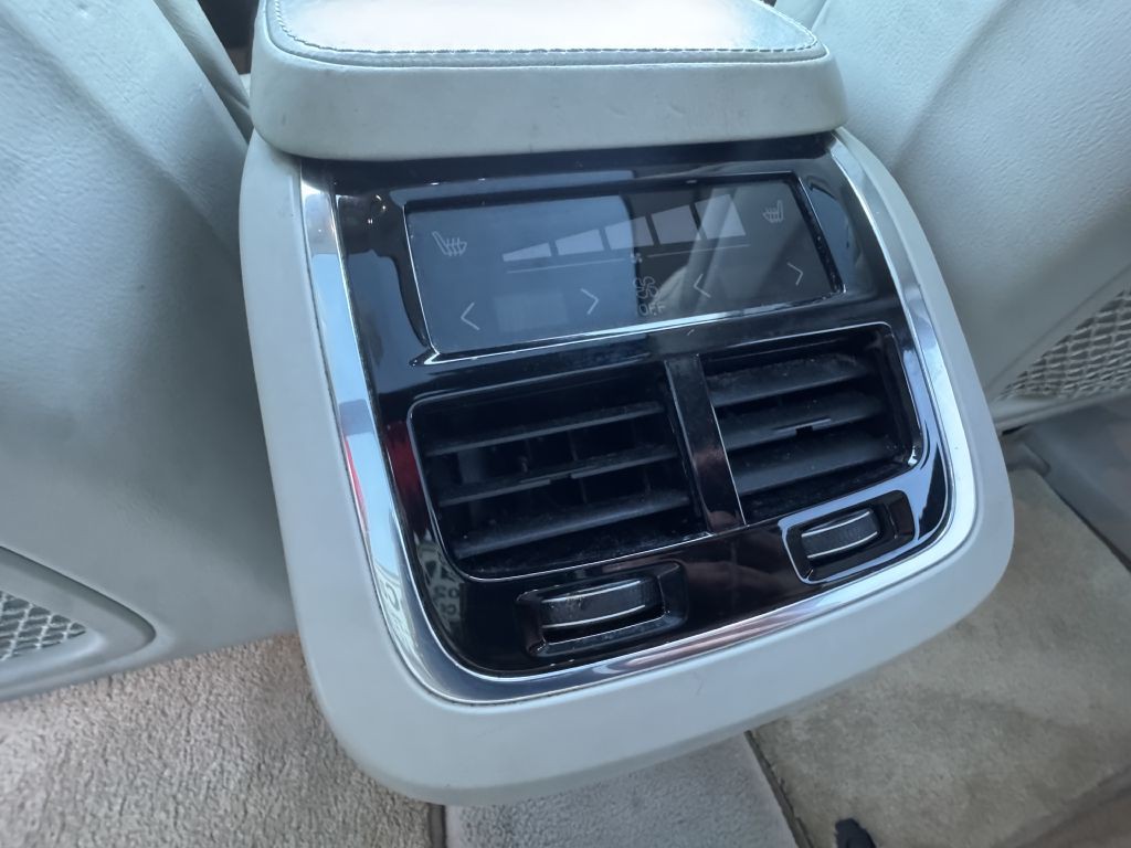 2016 Volvo XC90 Image 29