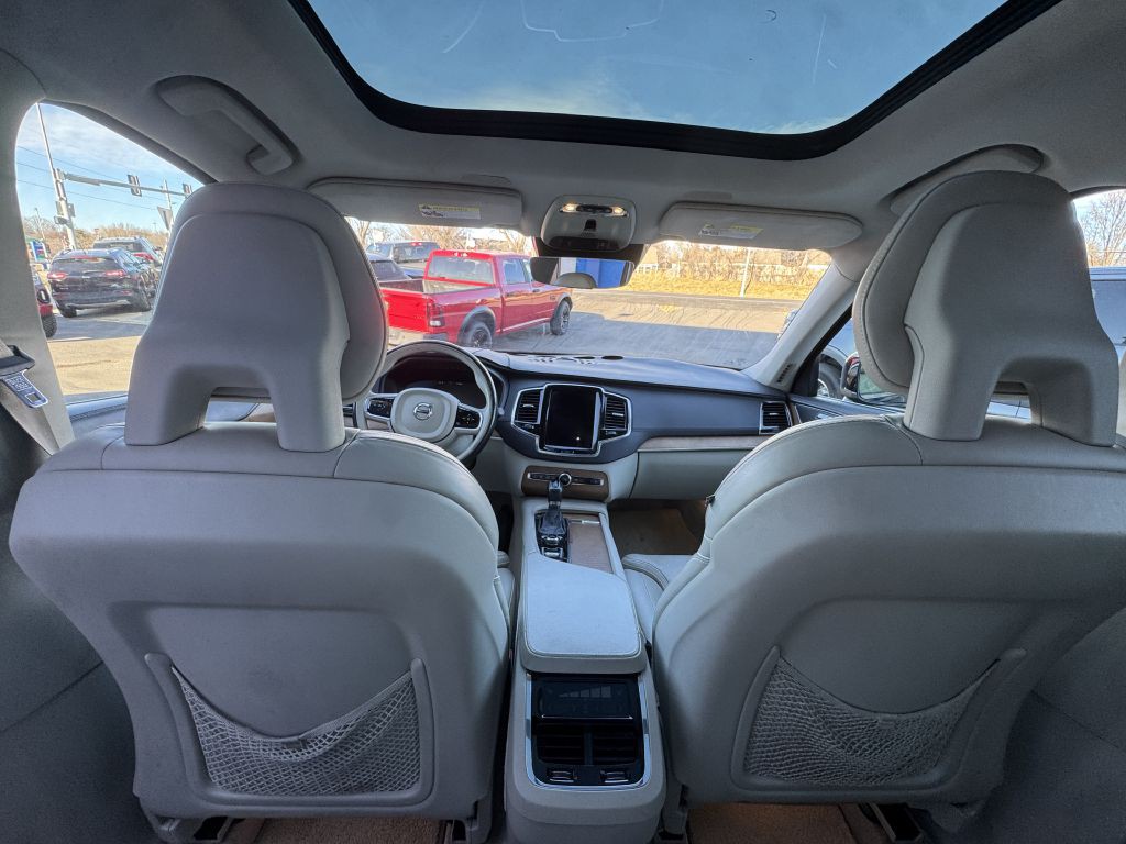 2016 Volvo XC90 Image 30