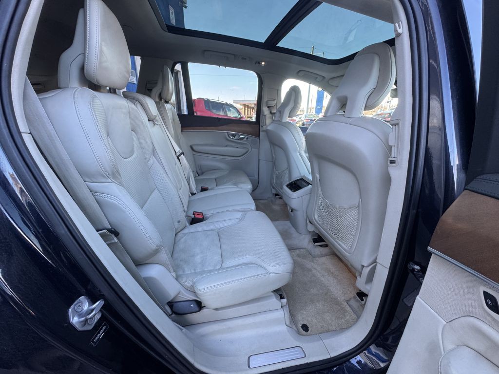 2016 Volvo XC90 Image 33