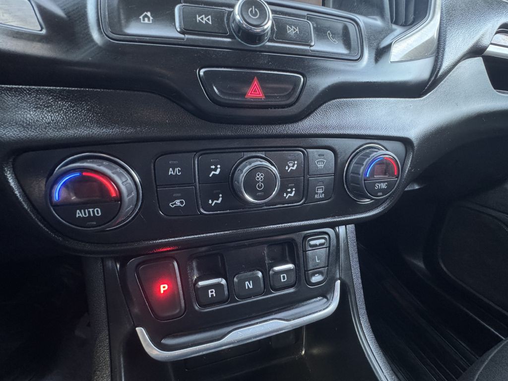 2018 GMC Terrain Image 16