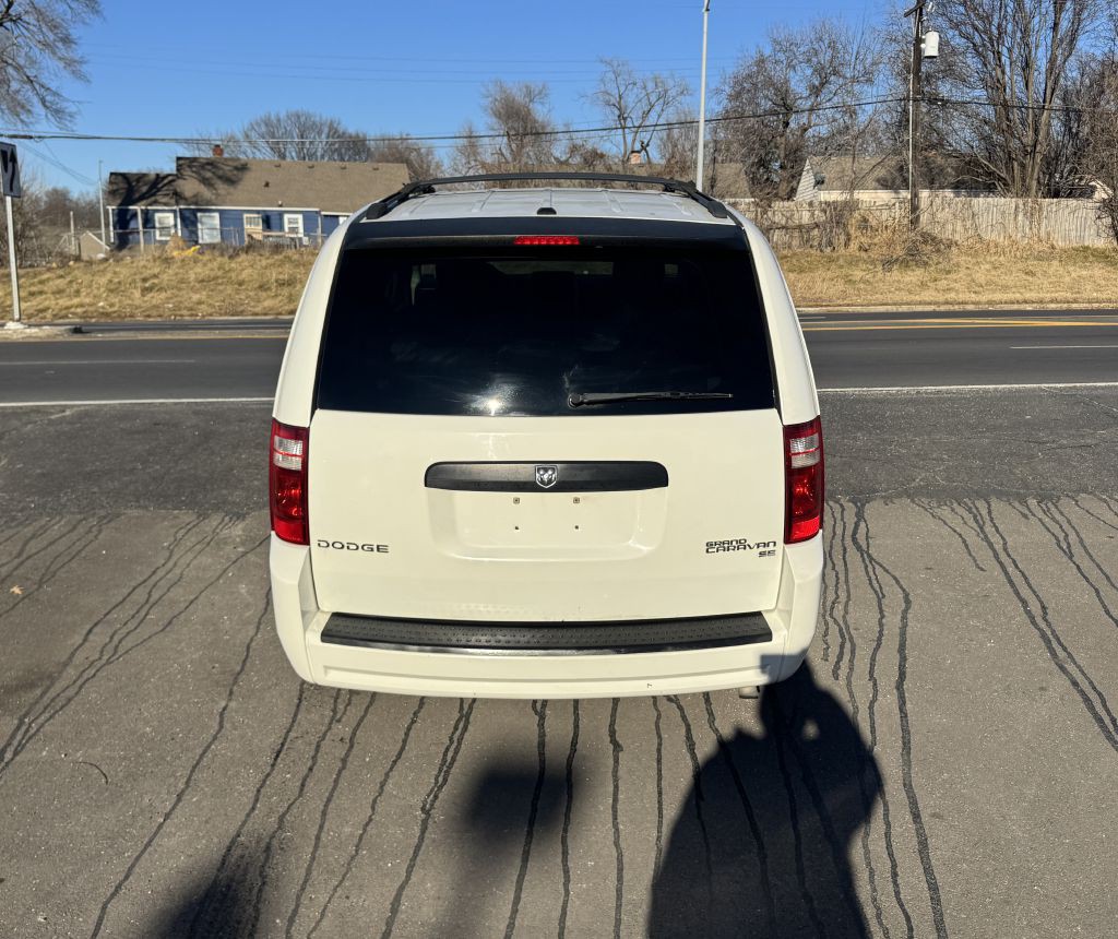 2010 Dodge Grand Caravan Image 8