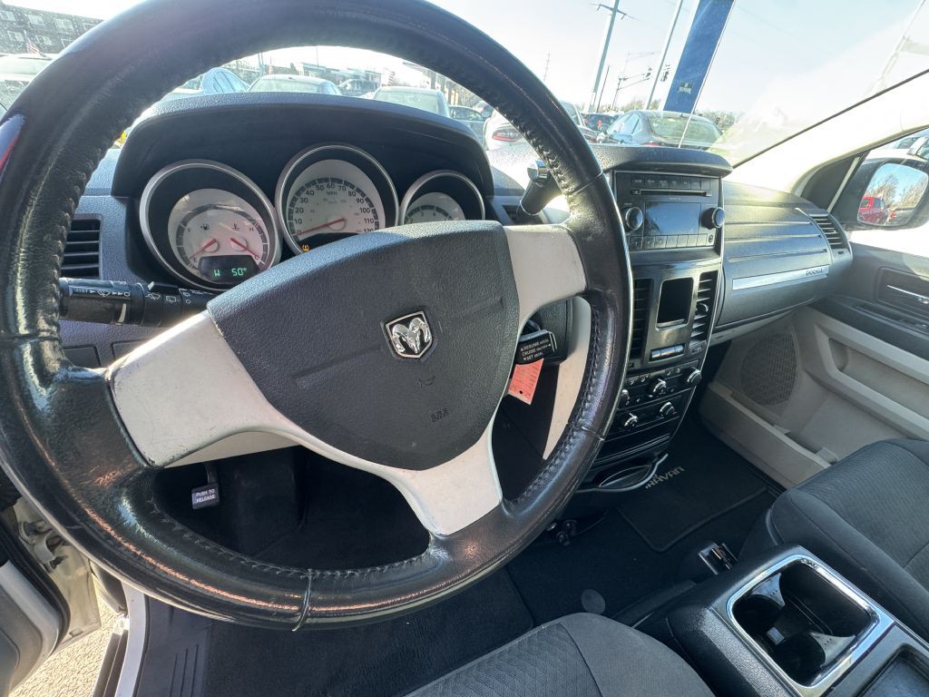 2010 Dodge Grand Caravan Image 18